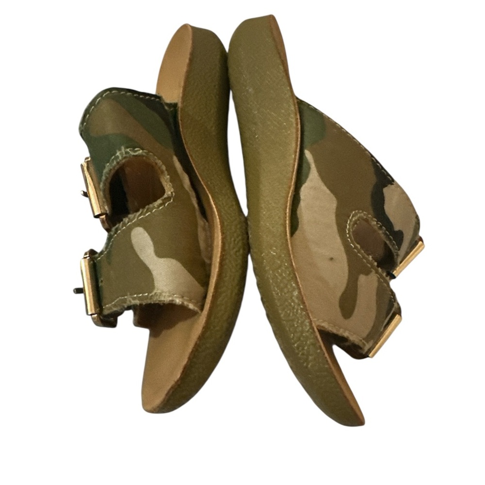 Link comfort size 6 unisex Kids Camo Sandals